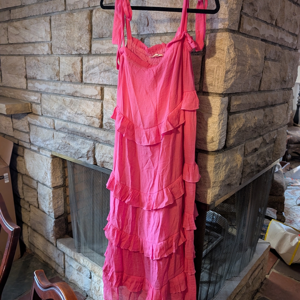 Eesome Vibrant Pink Garment - Picture 2 of 6
